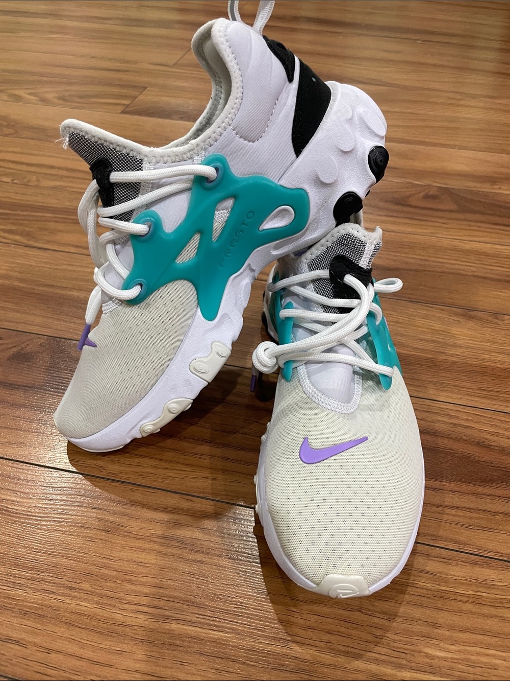 Nike men’s react Presto cassette shoes sz 8